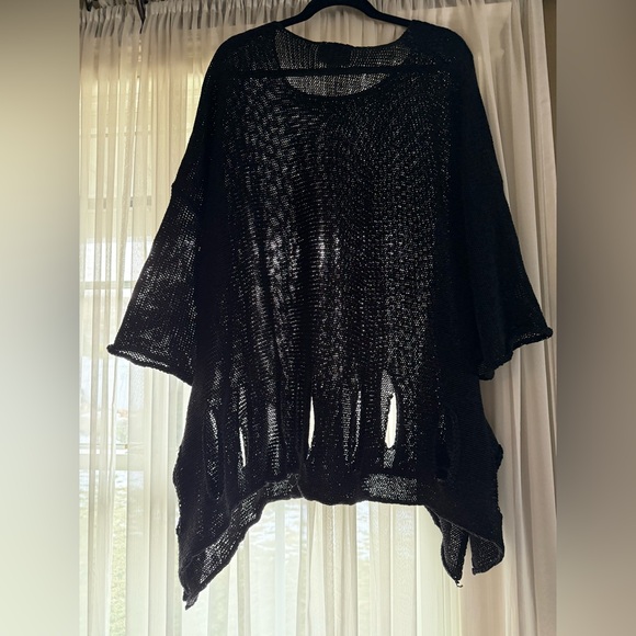 For Cyndi-Joseph Ribkoff Knit Cutout Detail Black Women's oversized Sweater NWT - Picture 5 of 17